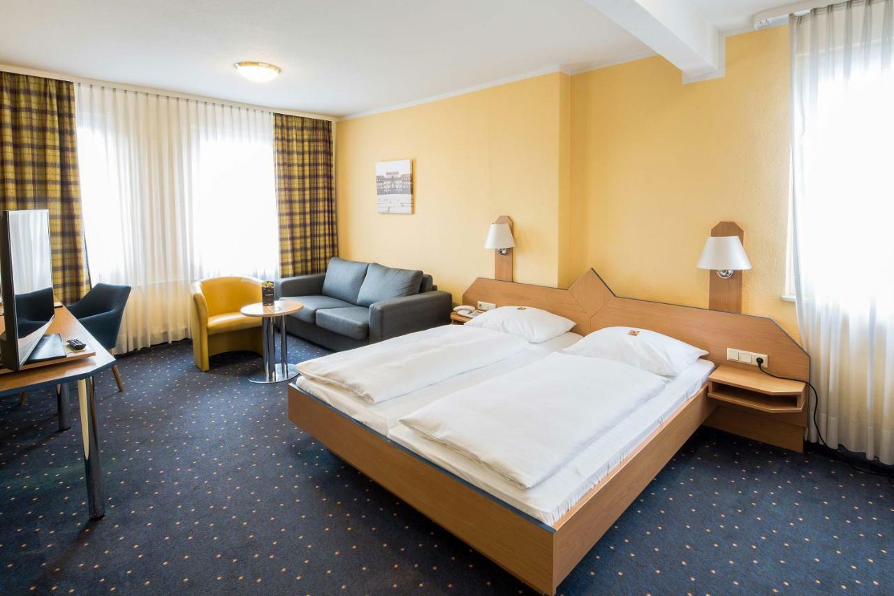 Central Hotel Мангейм Экстерьер фото